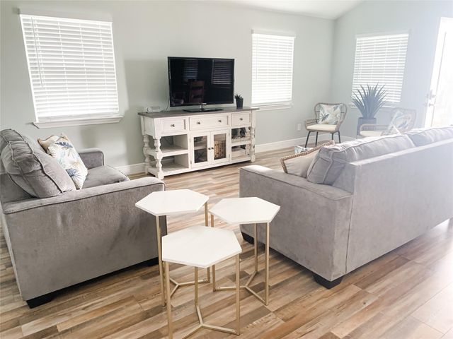 246 Seagull, Sargent, TX 77414