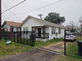 1217 Campbell Street, Houston, TX 77009
