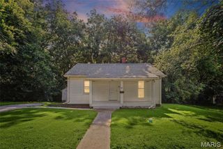 301 Lampert Street, Alton, IL 62002