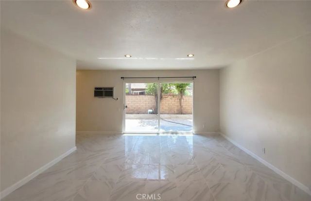 10532 Royal Oak, Stanton, CA 90680