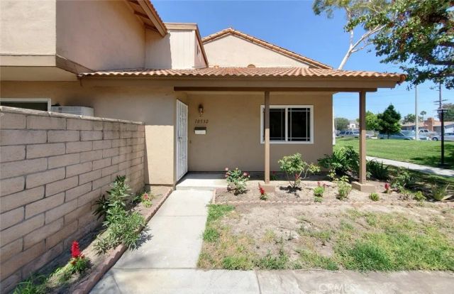 10532 Royal Oak, Stanton, CA 90680