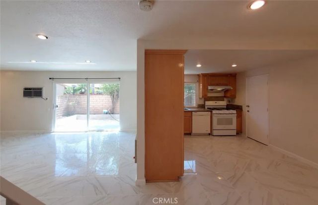 10532 Royal Oak, Stanton, CA 90680