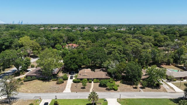 3371 DEBUSSY Road, Jacksonville, FL 32277