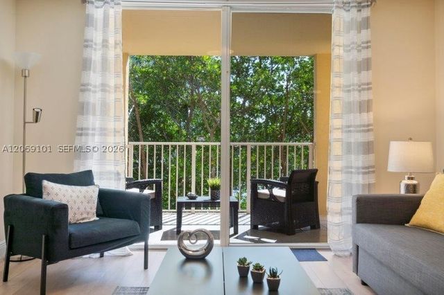 19999 E Country Club Dr 1206, Aventura, FL 33180