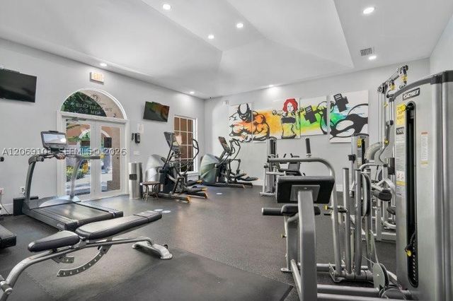 19999 E Country Club Dr 1206, Aventura, FL 33180