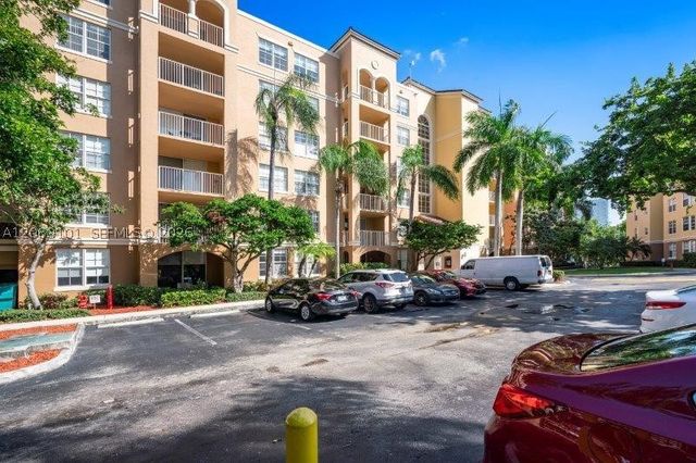 19999 E Country Club Dr 1206, Aventura, FL 33180