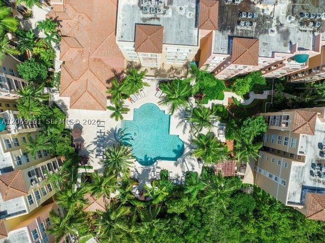 19999 E Country Club Dr 1206, Aventura, FL 33180