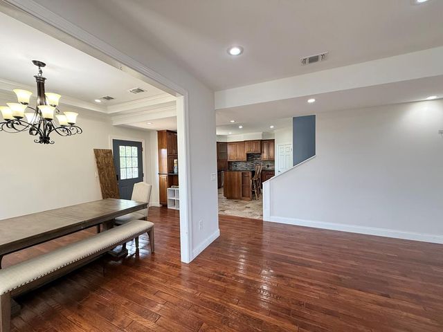 218 Mineola St, Ingram, TX 78025