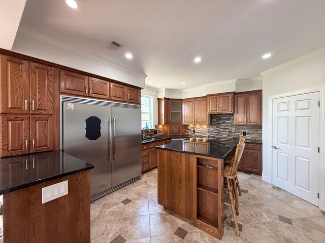 218 Mineola St, Ingram, TX 78025