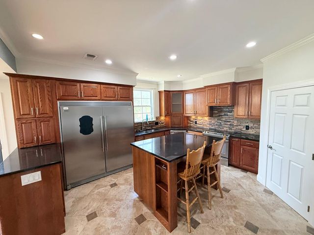 218 Mineola St, Ingram, TX 78025