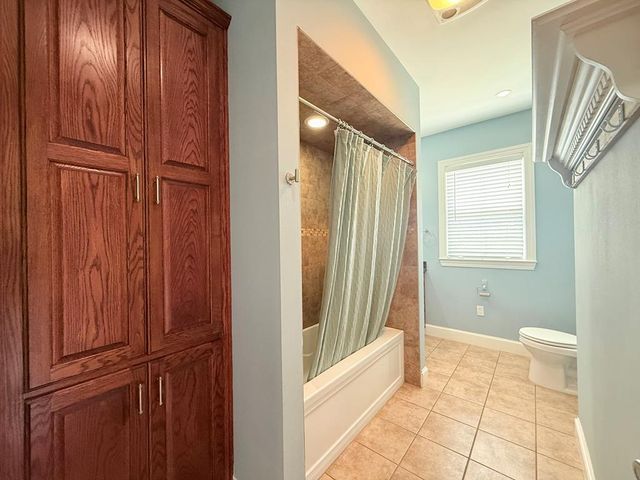 218 Mineola St, Ingram, TX 78025