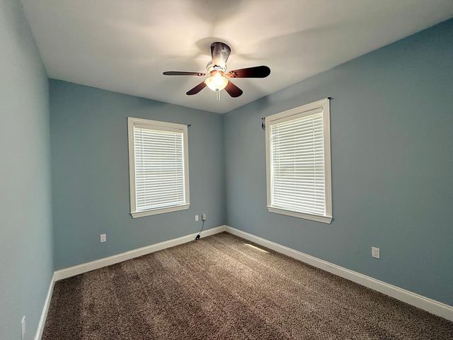 218 Mineola St, Ingram, TX 78025