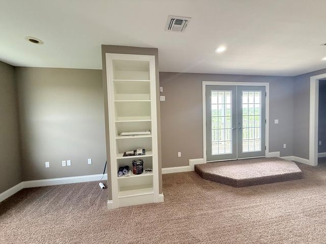 218 Mineola St, Ingram, TX 78025