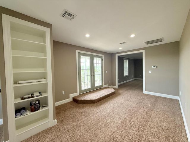 218 Mineola St, Ingram, TX 78025