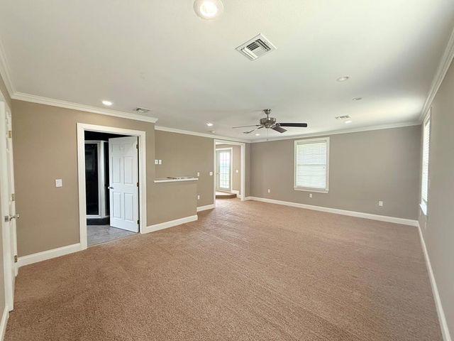 218 Mineola St, Ingram, TX 78025