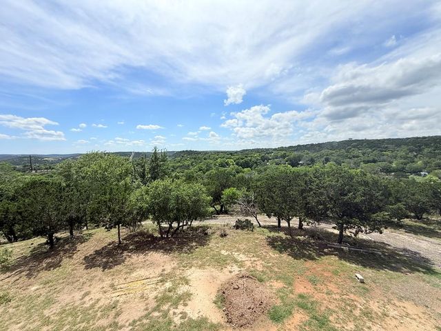 218 Mineola St, Ingram, TX 78025