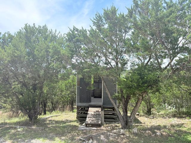 218 Mineola St, Ingram, TX 78025