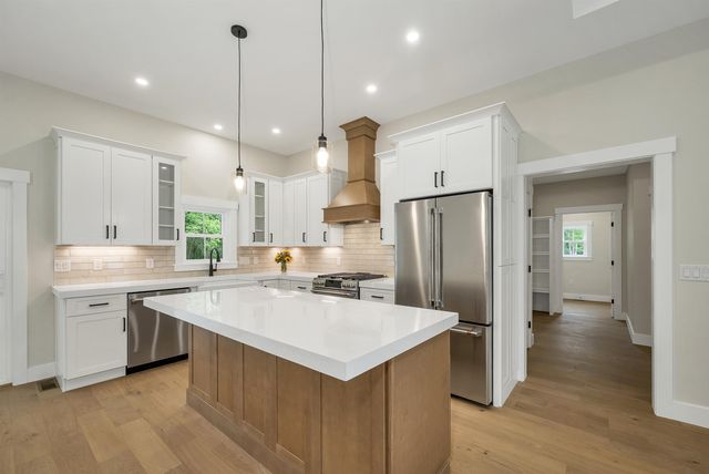 291B Sterling Drive, Laconia, NH 03246