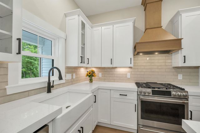 291B Sterling Drive, Laconia, NH 03246
