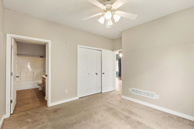 2323 E Porter Avenue 13, Des Moines, IA 50320