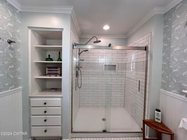 523 WESTMORELAND PL, Jackson, TN 38301