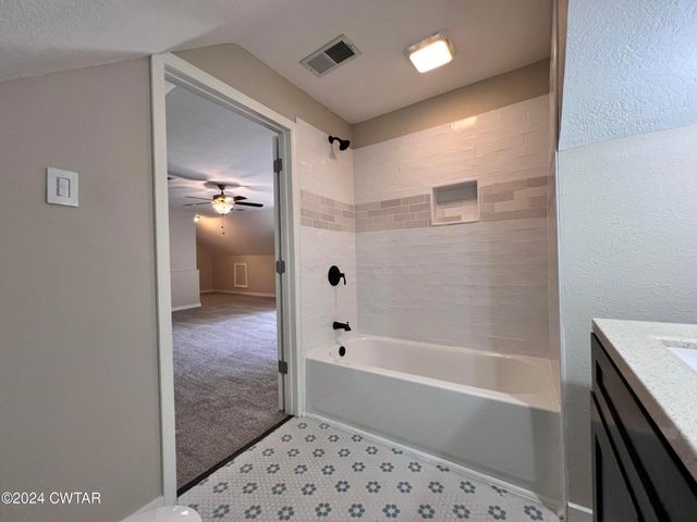 523 WESTMORELAND PL, Jackson, TN 38301