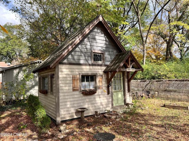 523 WESTMORELAND PL, Jackson, TN 38301