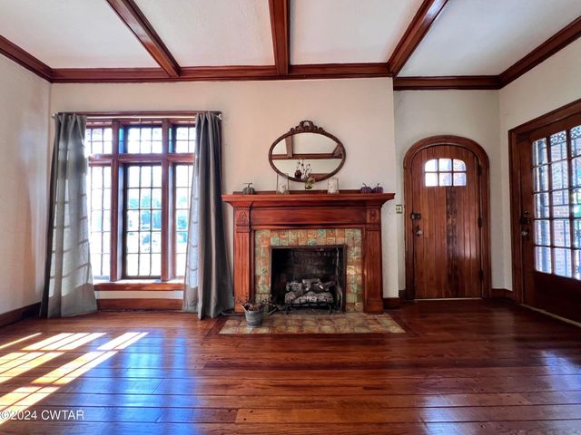 523 WESTMORELAND PL, Jackson, TN 38301