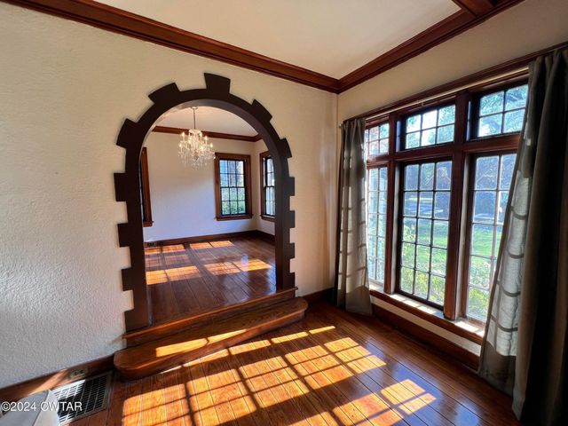 523 WESTMORELAND PL, Jackson, TN 38301