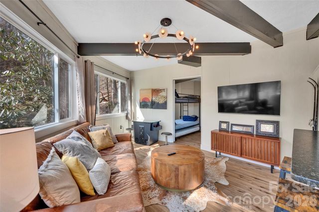 109 Beechwood Lane, Beech Mountain, NC 28604