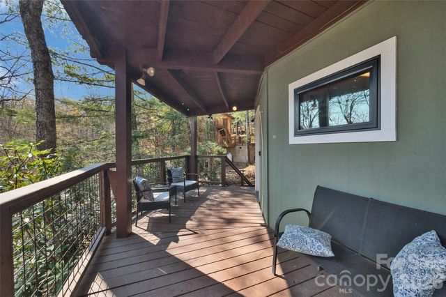109 Beechwood Lane, Beech Mountain, NC 28604