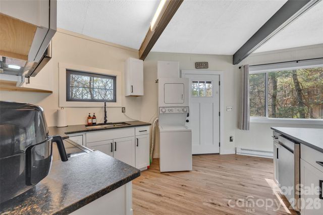 109 Beechwood Lane, Beech Mountain, NC 28604