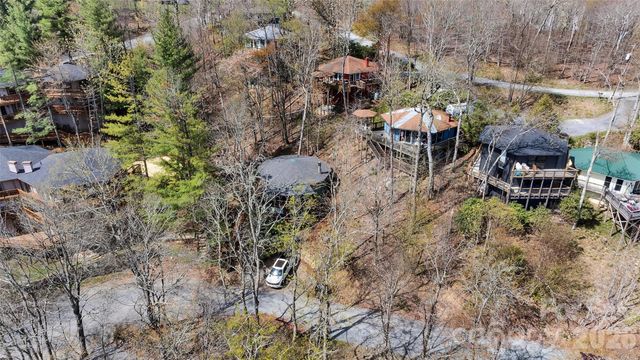 109 Beechwood Lane, Beech Mountain, NC 28604