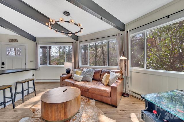 109 Beechwood Lane, Beech Mountain, NC 28604