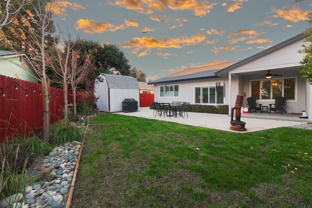 40 Grand Rio Cir, Sacramento, CA 95826