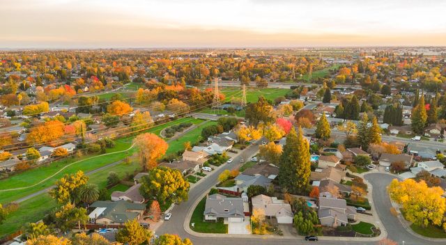 40 Grand Rio Cir, Sacramento, CA 95826