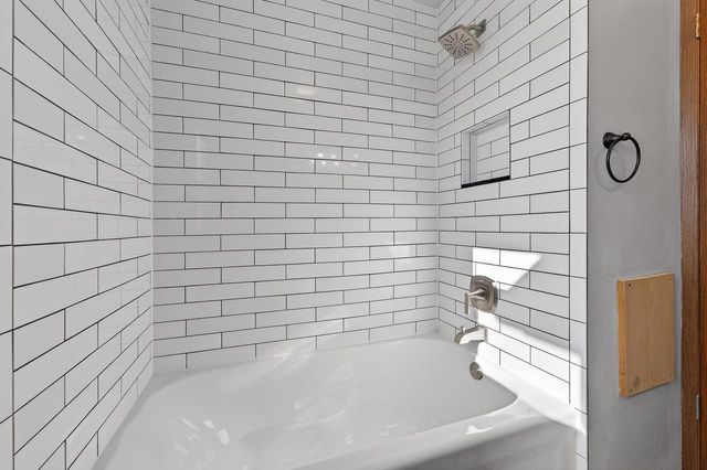 10525 W Custer AVENUE, Milwaukee, WI 53225