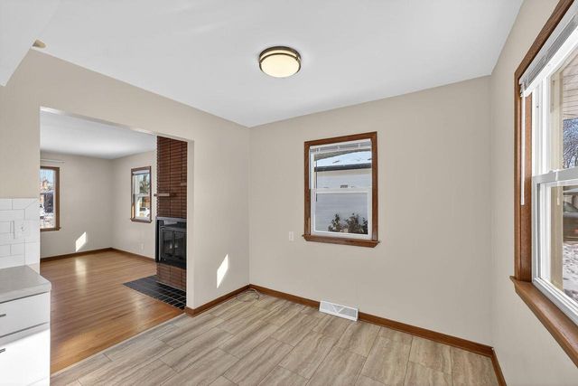 10525 W Custer AVENUE, Milwaukee, WI 53225