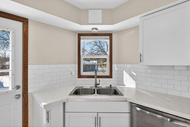 10525 W Custer AVENUE, Milwaukee, WI 53225