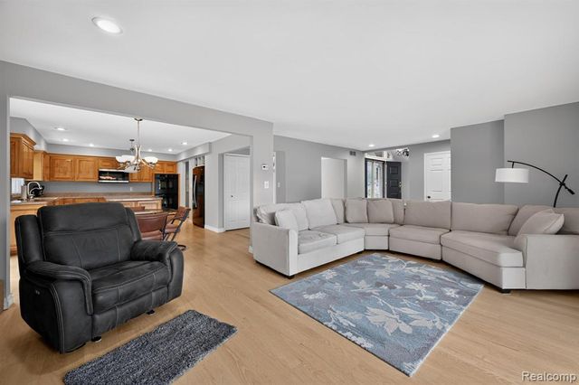 8700 30 Mile Road, Washington, MI 48095