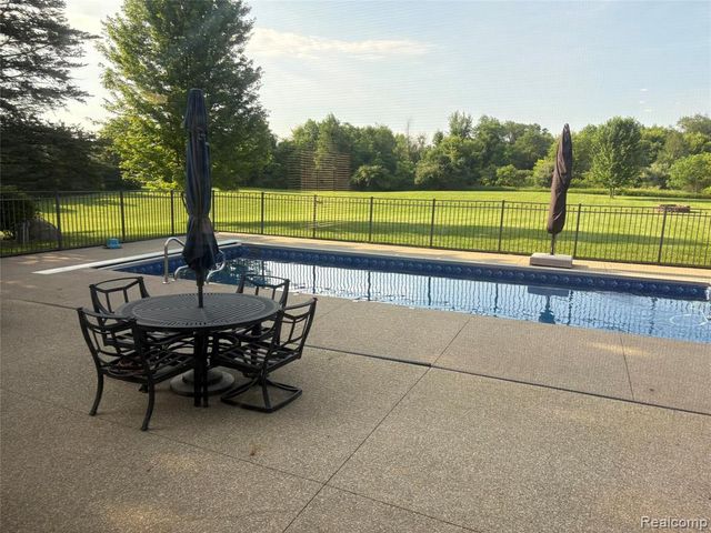 8700 30 Mile Road, Washington, MI 48095
