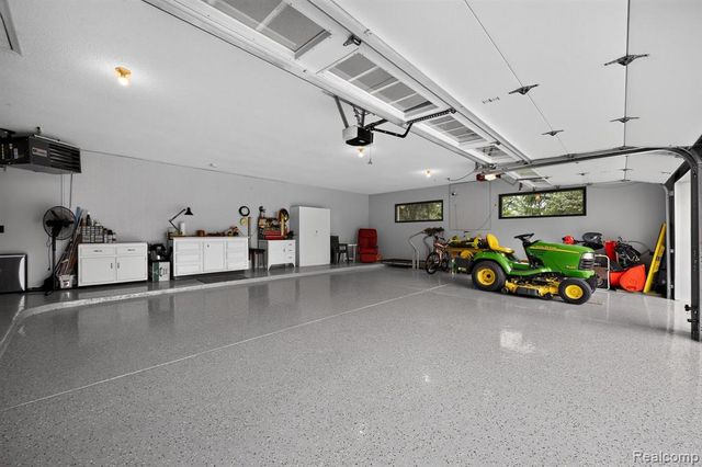 8700 30 Mile Road, Washington, MI 48095