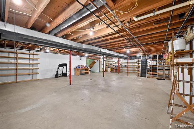 8700 30 Mile Road, Washington, MI 48095