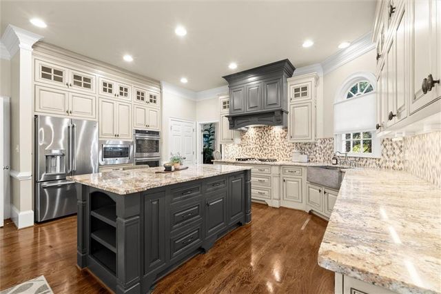 8925 Pinehurst Cove, Duluth, GA 30097