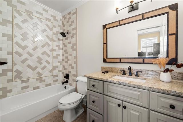 8925 Pinehurst Cove, Duluth, GA 30097