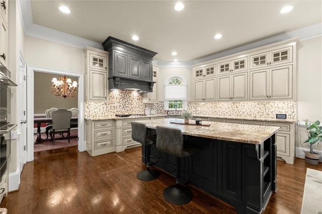 8925 Pinehurst Cove, Duluth, GA 30097