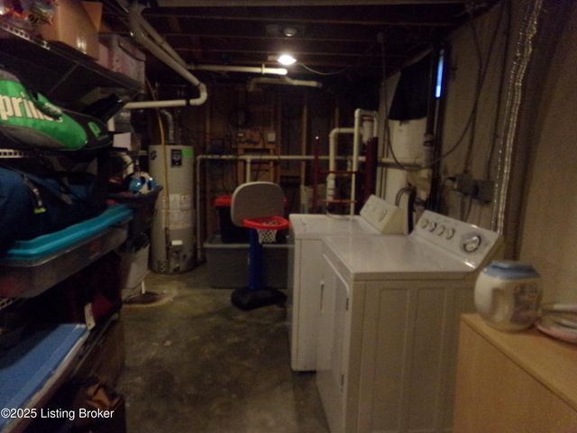 9409 Doewood Ln, Louisville, KY 40291