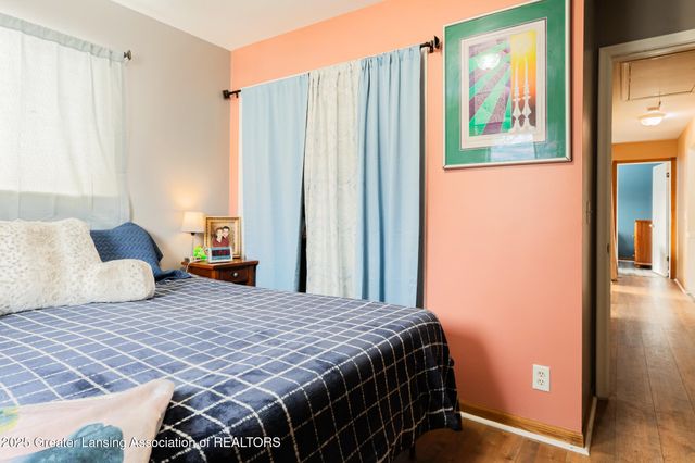 200 Mosley Avenue, Lansing, MI 48906