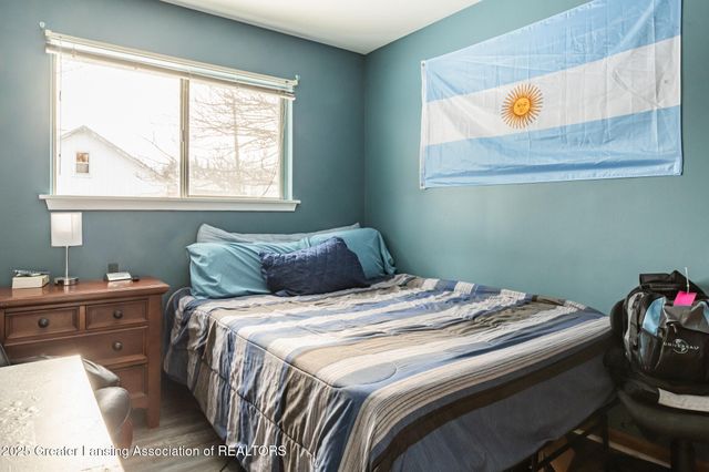 200 Mosley Avenue, Lansing, MI 48906