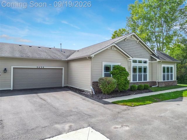3638 Shepherd Court N, Canton Charter Township, MI 48188